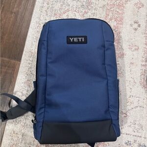 YETI Crossroads 23 Backpack